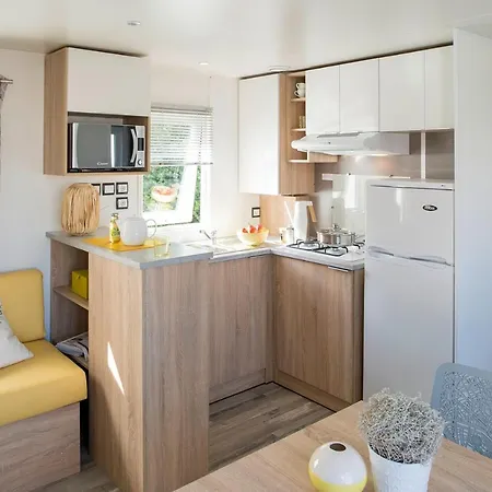 Mobil Xxl 4 - L'évasion Camping *